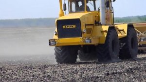 Посев ячменя Кировец К-700 АРРС + СКП-2,1(Омичка)