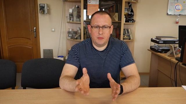 Турбовихревая лабораторная мельница. Помол стекла. Измельчение стеклянной бутылки.
