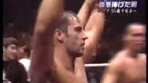 Смерть Энди Хуга - Death of Andy Hug - 緊急 放送 アンディ · フグ 死去 23