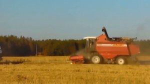 Уборка зерновых на ПАЛЕССЕ GS 10 12