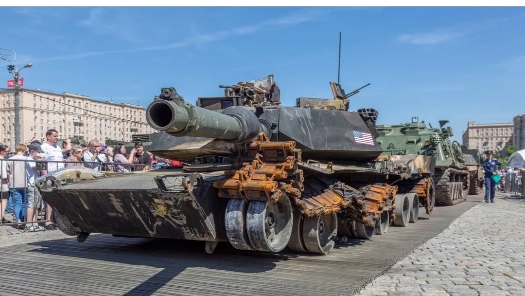 Выставка трофейной военной техники НАТО с СВО в Верхней Пышме 2024 💪 смотреть онлайн