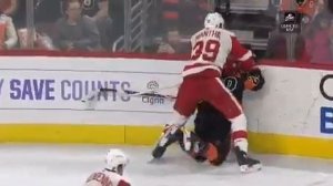 Mantha with a cheapshot on Claude Giroux - 16 february 2019