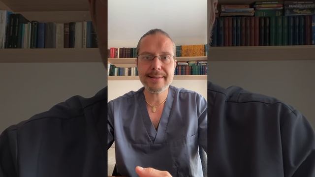 Лечение суставов окопником. Владислав Шульц.