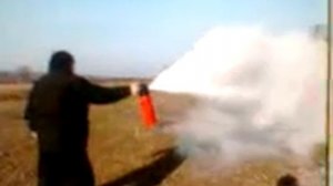 Просроченный огнетушитель.