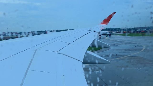 Мощный взлёт А350-900 Аэрофлота из Шереметьево смотреть онлайн