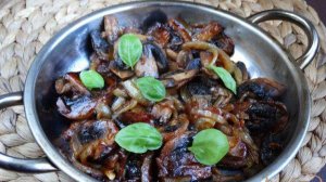 Шампиньоны жареные в соевом соусе