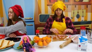 Барби готовит лучше! Кулинарный батл лучшие подружки.