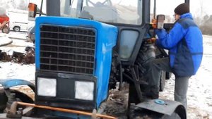 Мтз 80.1 На Перевозке Дров . Как Запустить В Мороз Без Подогрева!? Легко!!