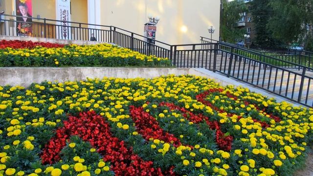 Городская среда Цветник 100 смотреть онлайн