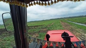 МТЗ 3522 с плугом ППО-8-40! Вспашка сырого поля на болоте!