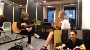 @AkStar притворился НОВИЧКОМ В музыкальной ШКОЛЕ