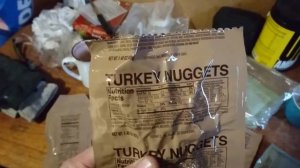 Американский сухой паёк на стройке зимой. MRE. Обзор (обжор) сухпая. Коттедж. Кровля.