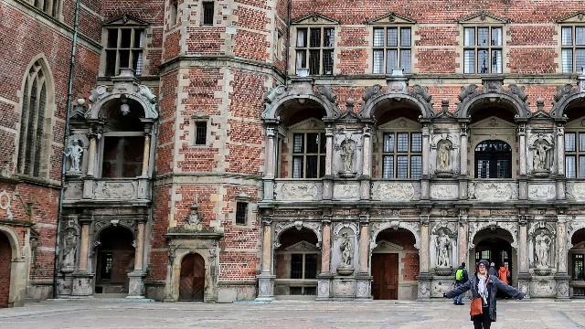 Amsterdam & Copenhagen Filmora-1 AJ 2019675099 смотреть онлайн