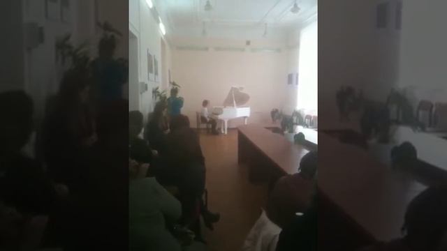 Шуберт Цветы мельника. Хачатурян "Сеньор Помидор" исп. Луговская Слава, Носнеко Анна смотреть онлайн