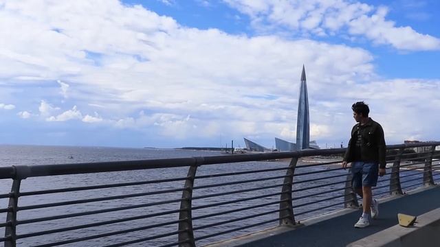 АНГЛИЙСКАЯ ПАРА реагирует на РУССКОЕ ЛЕТО смотреть онлайн