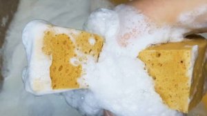 АСМР размыливаем и пеним хоз.мыло Калужский блеск_ASMR laundry soap shaving 🧼🧽