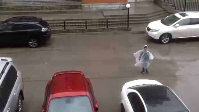 Дождевик из Парижа