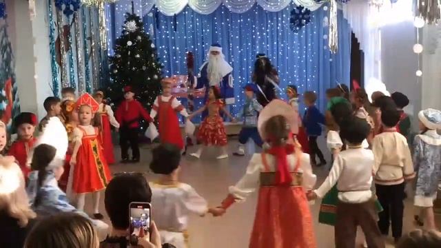 Хоровод "Ах, ты наша зимушка" + народные танцевальные вставки смотреть онлайн