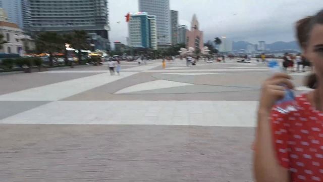 Вьетнам. Нячанг. Аэросани, милая обезьяна и жуткое дорожное движение. смотреть онлайн