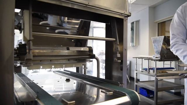 Polin Multidrop Depositor Demonstration - Bakery Equipment смотреть онлайн