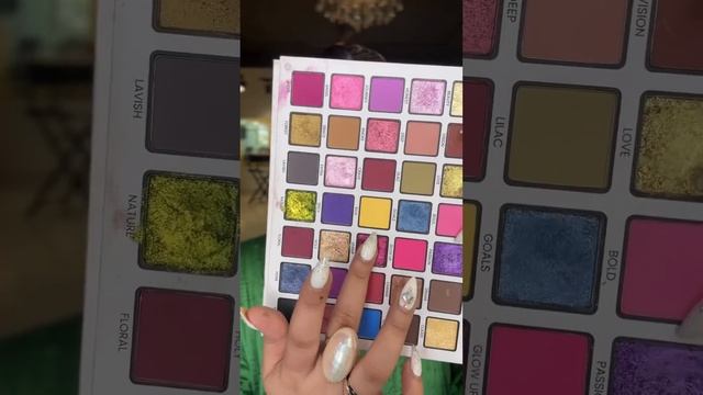 Most beautiful eyeshadow palette || Beautiful Makeup #makeuptutorial #naturalbeauty #makeup смотреть онлайн