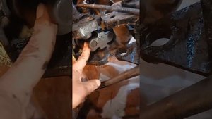 Замена шкворней на МТЗ 082