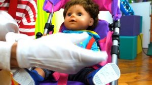 Куклы БЕБИ БОН играют в котят! - Мультики для детей с Baby Born. Весёлые игры дочки матери