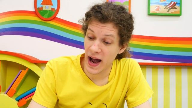 Веселая Школа - Осматриваем больную ногу Гекко! Игры в больничку и развивающие мультики для малышей