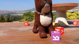 Видео для малышей. Маша Капуки и игры в машинки. Давай почитаем по буквам на кубиках