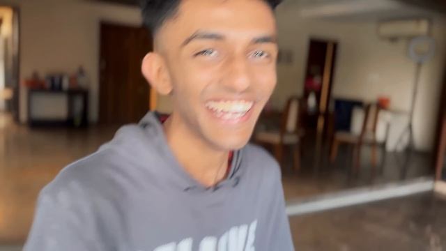 Who Is Your BESTFRIEND - VLOG