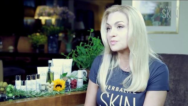 Herbalife SKIN. Ежедневная защита от вредного воздействия солнца круглый год смотреть онлайн