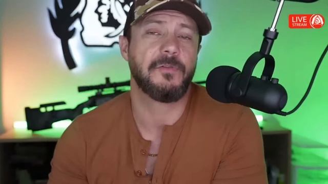 🚨MARINES BEAT UP THUGS AT TEXAS BAR смотреть онлайн