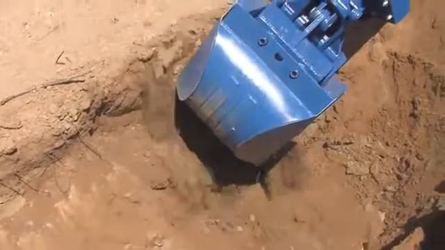 Многопрофельный Эксковатор на базе отецественного автомобиля