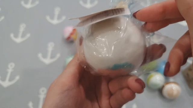 АСМР Распаковка Бомбочки для Ванны 2020. Шарики для ванны окрашивающие воду смотреть онлайн