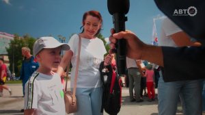 Ведущий Арсений Зверев