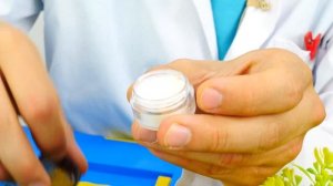 Супергерои Марвел у доктора Ой — Капитан Америка ушибся на рыбалке! Игры в больничку