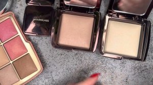 Пудра Hourglass Laura Mercier Clinique