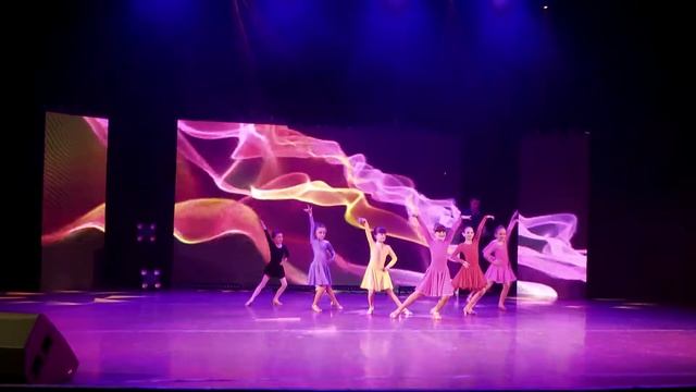 Firs steps / DSL GRAND DANCE SHOW 2018 смотреть онлайн