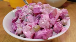 А не приготовить ли нам винегрет