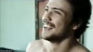 Чонам бош суруди бехтарин эрони подписатьсяра ай хотир наброрен 😄👍