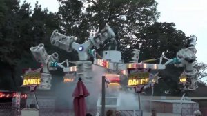 Парк аттракционов  на набережной  Геленджика