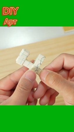Вот как сделать плеть из бумаги. DIY
Арт