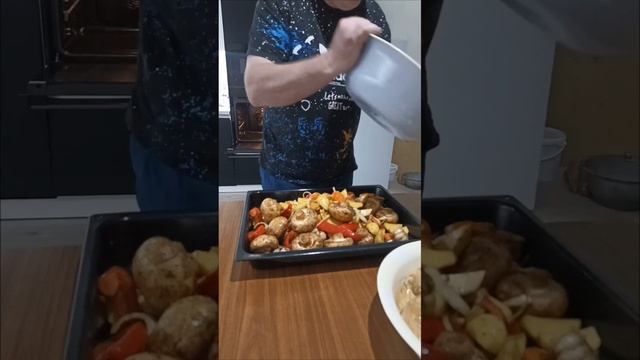Курица с овощами и шампиньонами.
