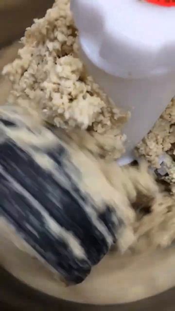 Кунжутная паста ,тахини,тхина.Перетерается более 10 часов на камнях смотреть онлайн