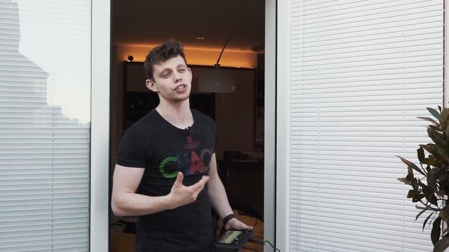 The DJI Smart Controller Review: Really worth £500? смотреть онлайн