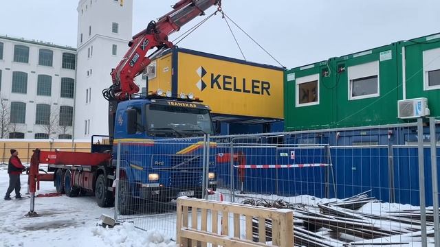 Volvo FH12 - HIAB 700 E-7 смотреть онлайн