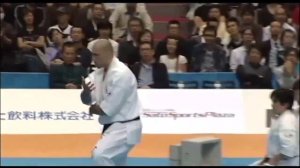 Artur Hovhannisyan Tameshiwari Kyokushin Karate
