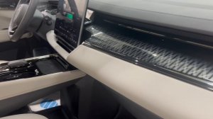 Подготовка к выдаче премиального минивэна Zeekr г.Киров