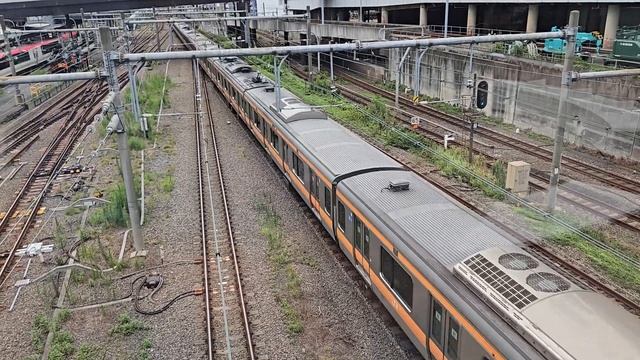 JR E233-0 Series H47 leading Chuo Line at Shinjuku Station Japan #trainspotting #train смотреть онлайн