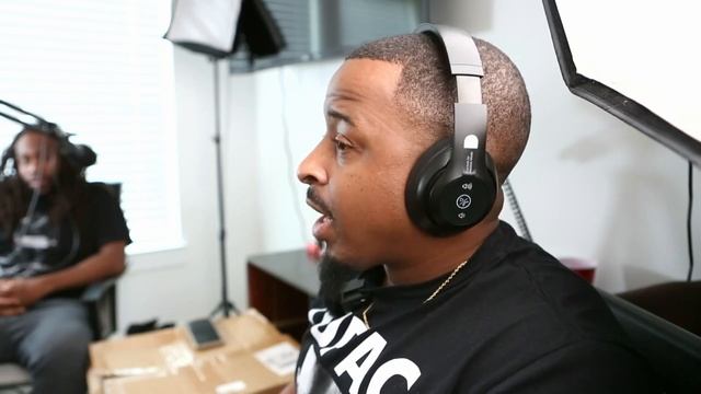 Christianity - Nation of Islam - Scammer Preachers - College football Ep.2 - Mad Dogg World Podcast смотреть онлайн